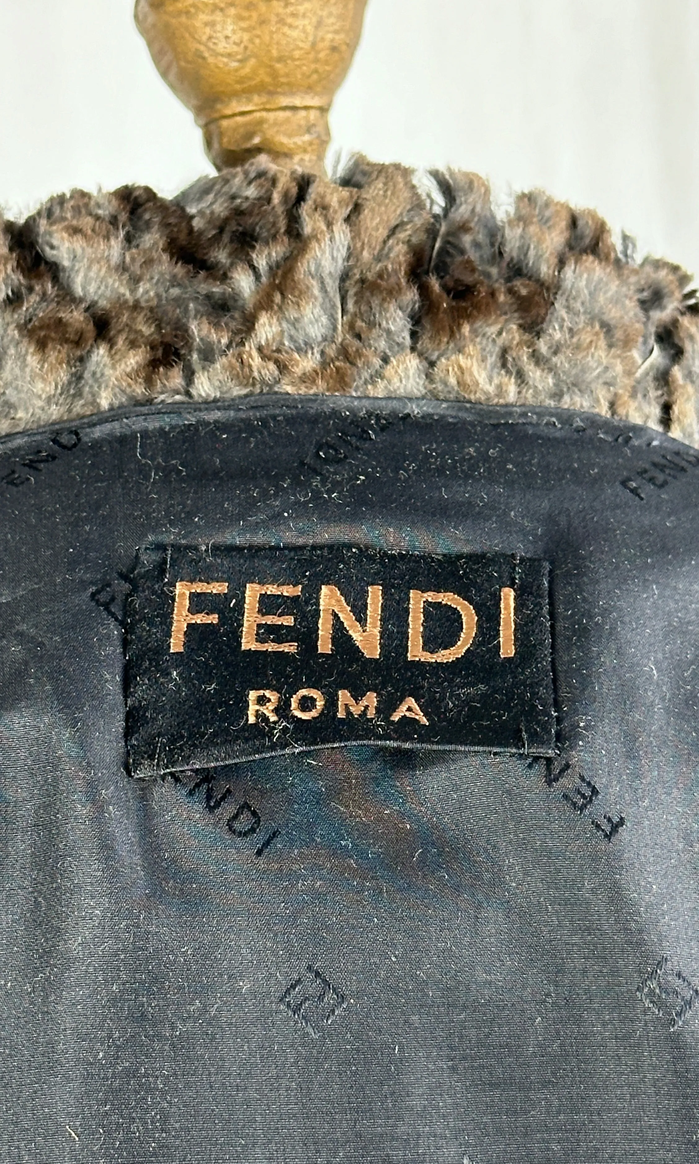 FENDI Roma Vintage 80s Textured Beaver Fur Coat • Medium