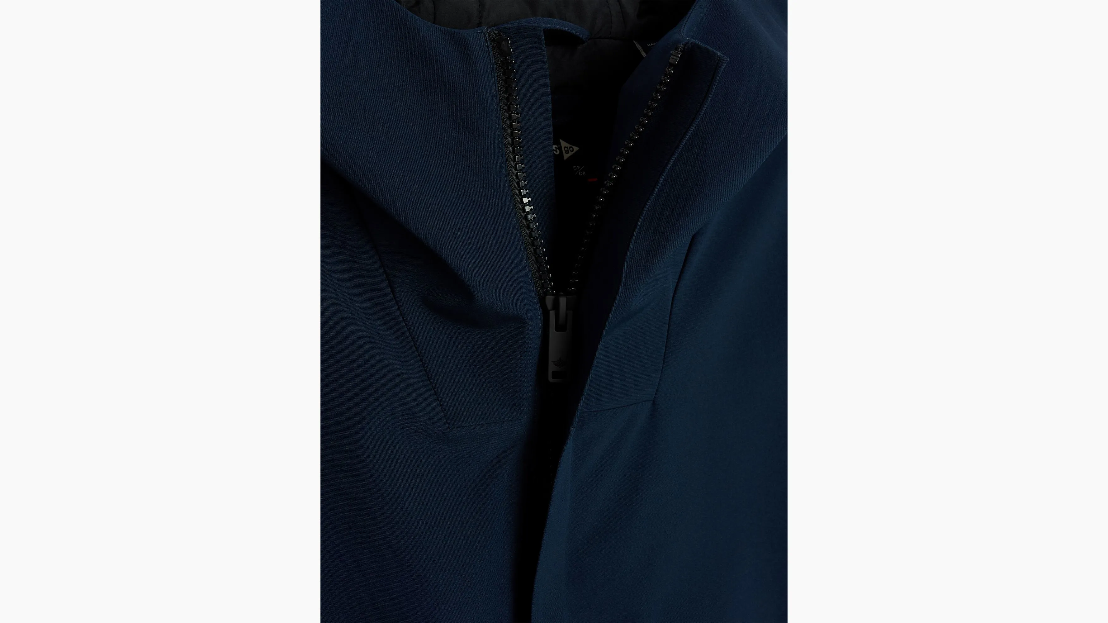 Heres a revised version of the title with optimized and descriptive modifiers:  
Mens Waterproof Performance Welded Modern Insulated Parka Jacket