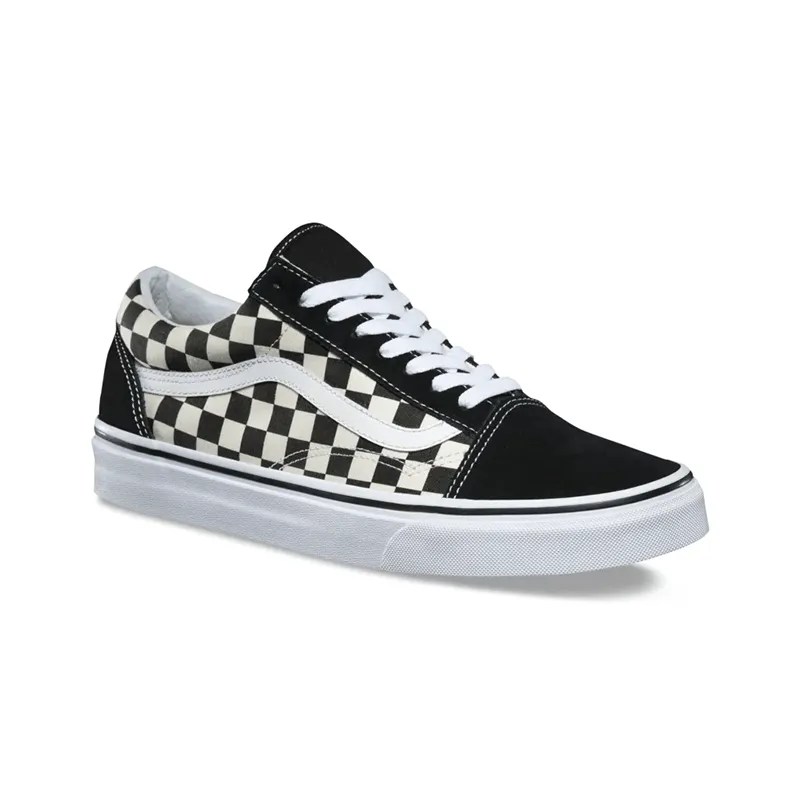 Sure, the optimized title for this e-commerce product in English with modifiers would be: Classic Vans Old Skool Unisex Sneakers - Timeless Style and Comfort