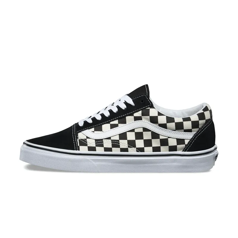 Sure, the optimized title for this e-commerce product in English with modifiers would be: Classic Vans Old Skool Unisex Sneakers - Timeless Style and Comfort